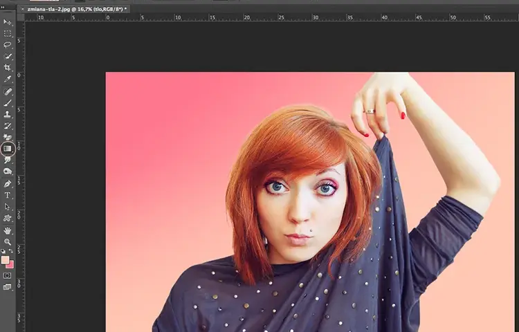 Jak zmienić kolor obiektu w Photoshopie - proste metody i triki