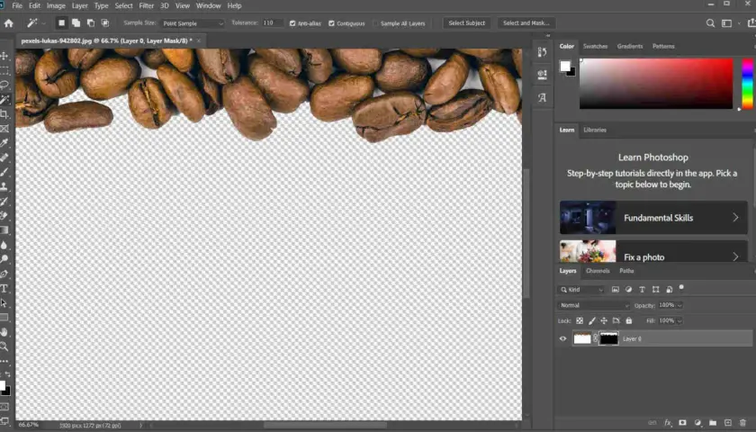 Jak usunąć białe tło w Photoshopie - proste metody krok po kroku